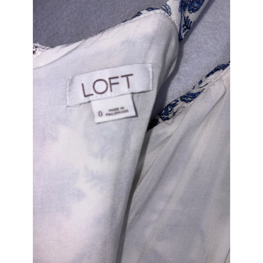 LOFT Women Blue White Floral Toile Wide Leg Ruffle Jumpsuit Size 0 Sleeveless - Picture 10 of 11